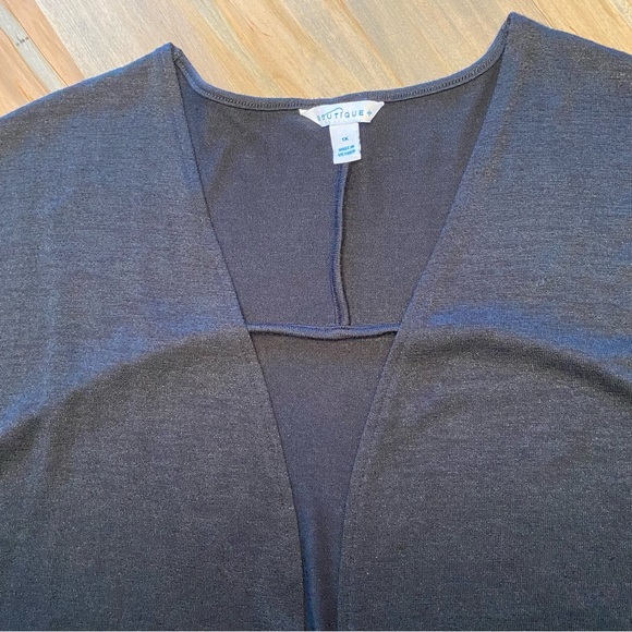 Boutique 1X Black Women’s Cardigan Sweater Open Front  Drop Shoulder Side Slits - Picture 3 of 11